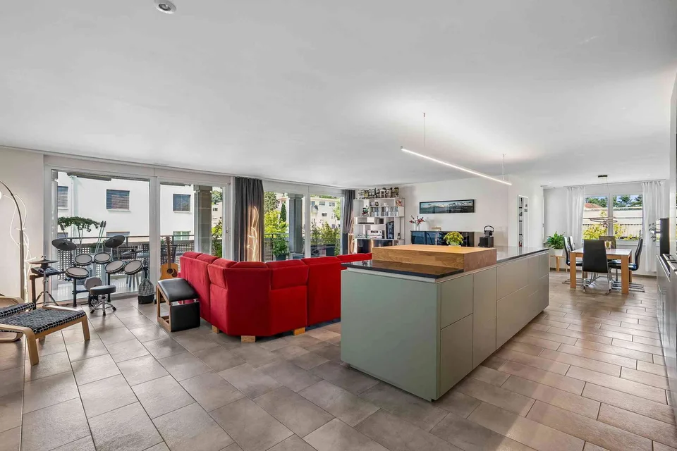 Appartement spacieux, élégant et moderne de 5,5 pièces – photo 1 sur 9
