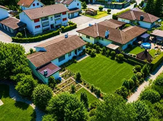 Casa unifamiliare di 6 locali su 749 m² – molto potenziale