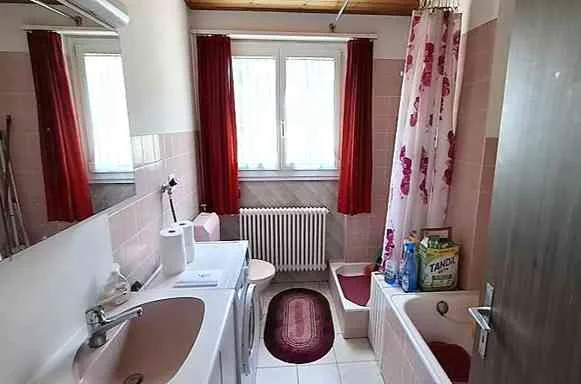 Casa unifamiliare di 6 locali su 749 m² – molto potenziale