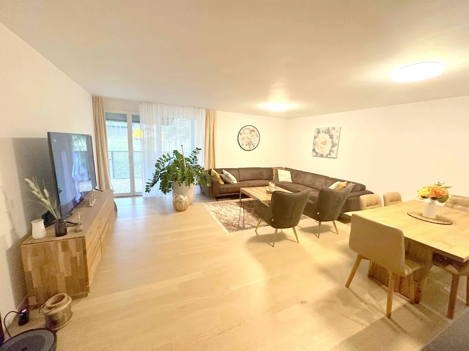 Grosszügige 5.5-Zimmer-Wohnung zentral in Reichenburg SZ