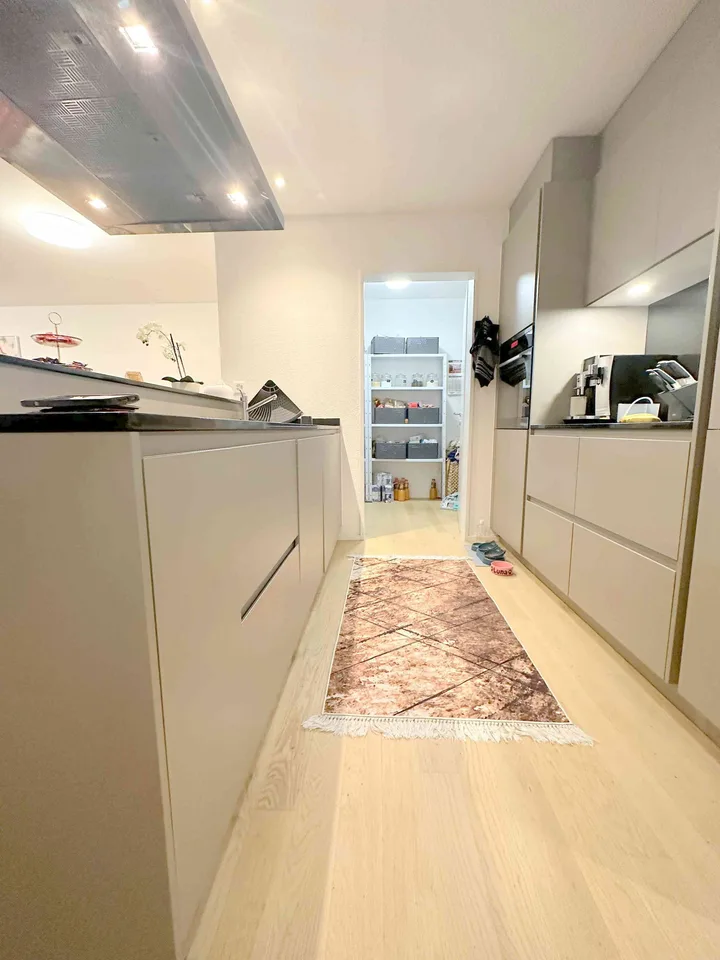 Grosszügige 5.5-Zimmer-Wohnung zentral in Reichenburg SZ