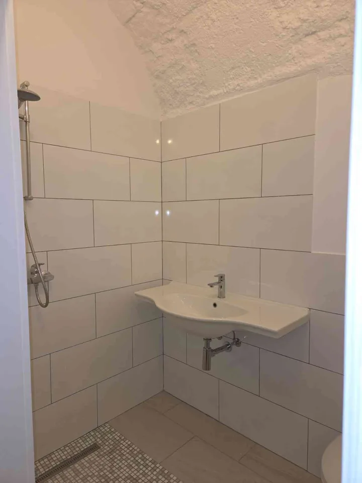 Local Commercial de 100m² au coeur du village