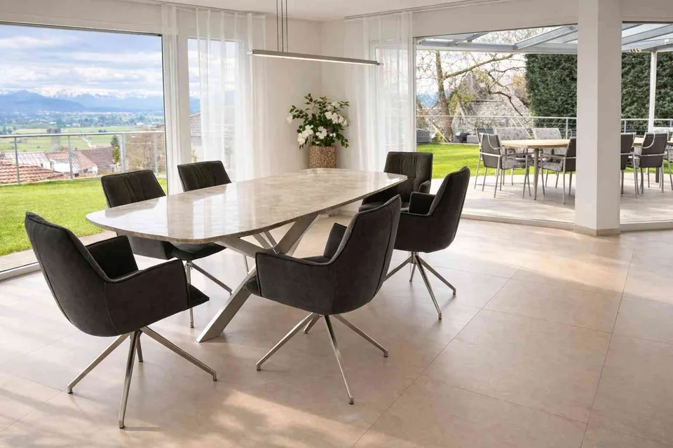 6.5-Zimmer-Haus mit Einliegerwohnung