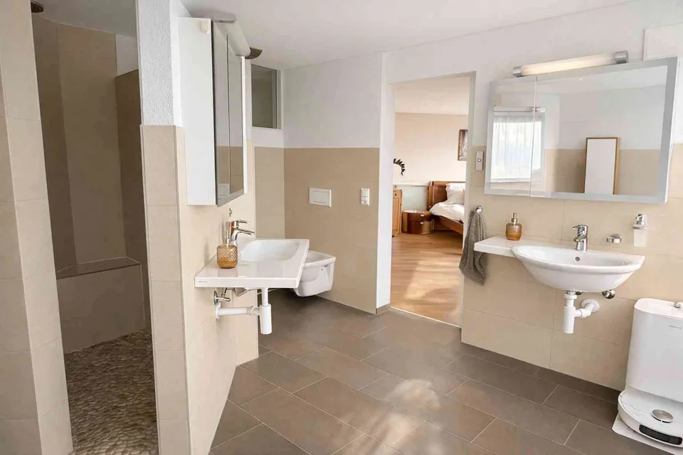 6.5-Zimmer-Haus mit Einliegerwohnung
