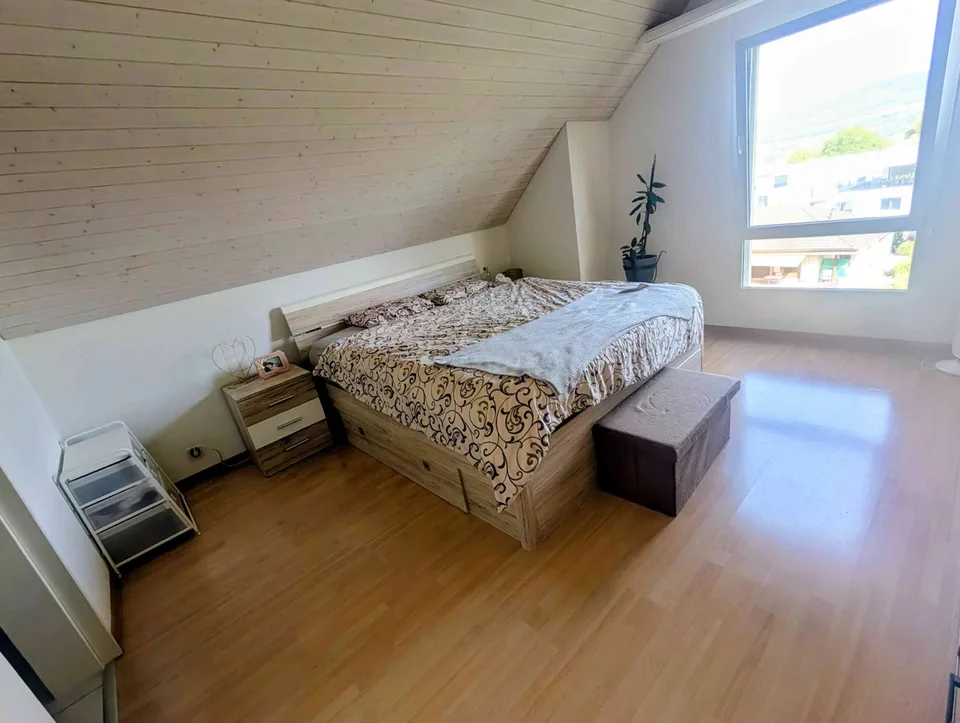 Gemütliche 5 Zimmer Maisonette Wohnung in Wahlen b. Laufen