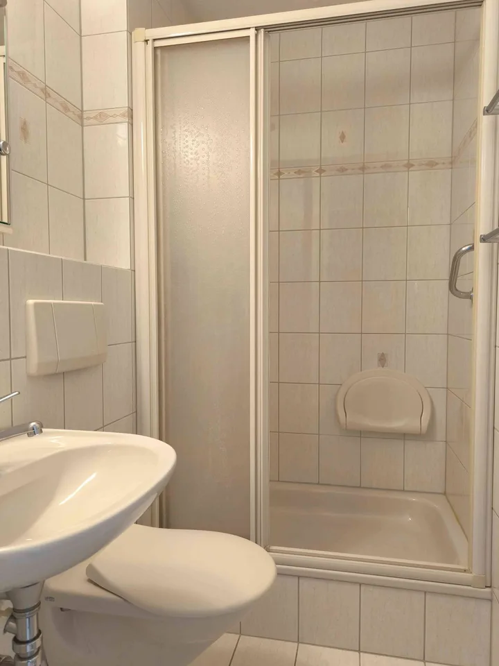 Helle 5.5-Zimmer-Wohnung mit Weitsicht an zentraler Lage in Bern