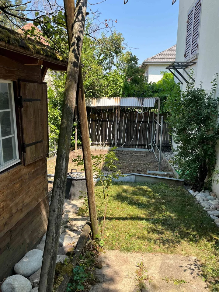 Charmante 3.5-Zimmer-Altbauwohnung mit Balkon in Wallisellen