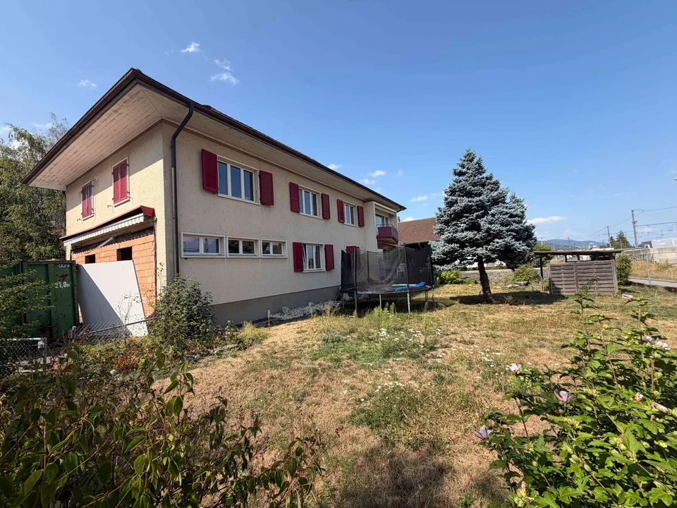 Frisch renovierte 3.5 Zimmer Etagenwohnung