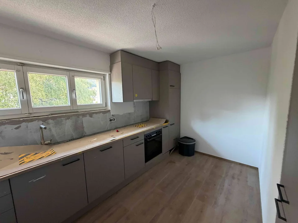 Frisch renovierte 3.5 Zimmer Etagenwohnung