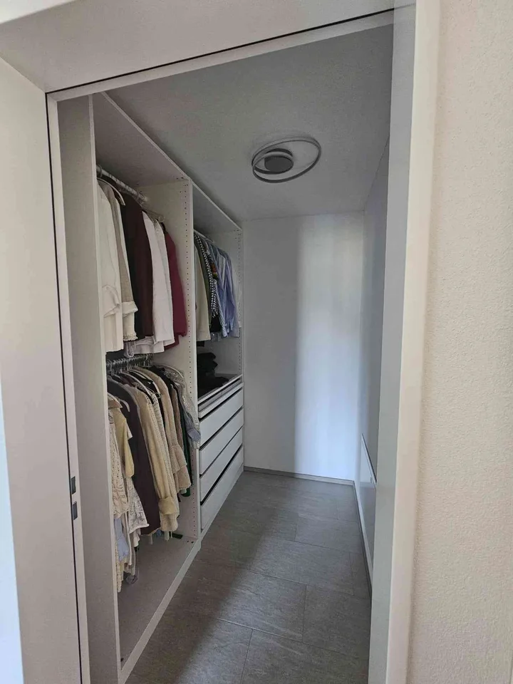 Zu vermieten : Moderne 3.5 -Zimmer Wohnung mit grossem Balkon in Stein