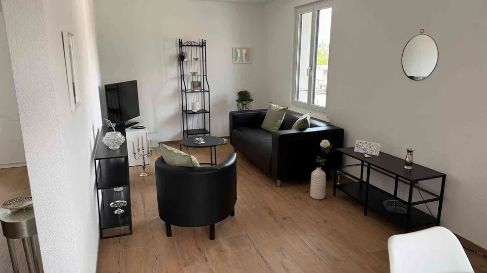 Helle 2.5-Zimmer-Wohnung mit Balkon in Derendingen