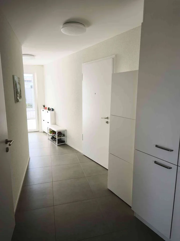 Appartement attique lumineux de 3,5 pièces à Renens VD