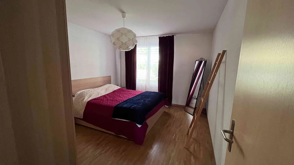 Yverdon - Appartement de 4.5 pces (109m2) au rez supérieur