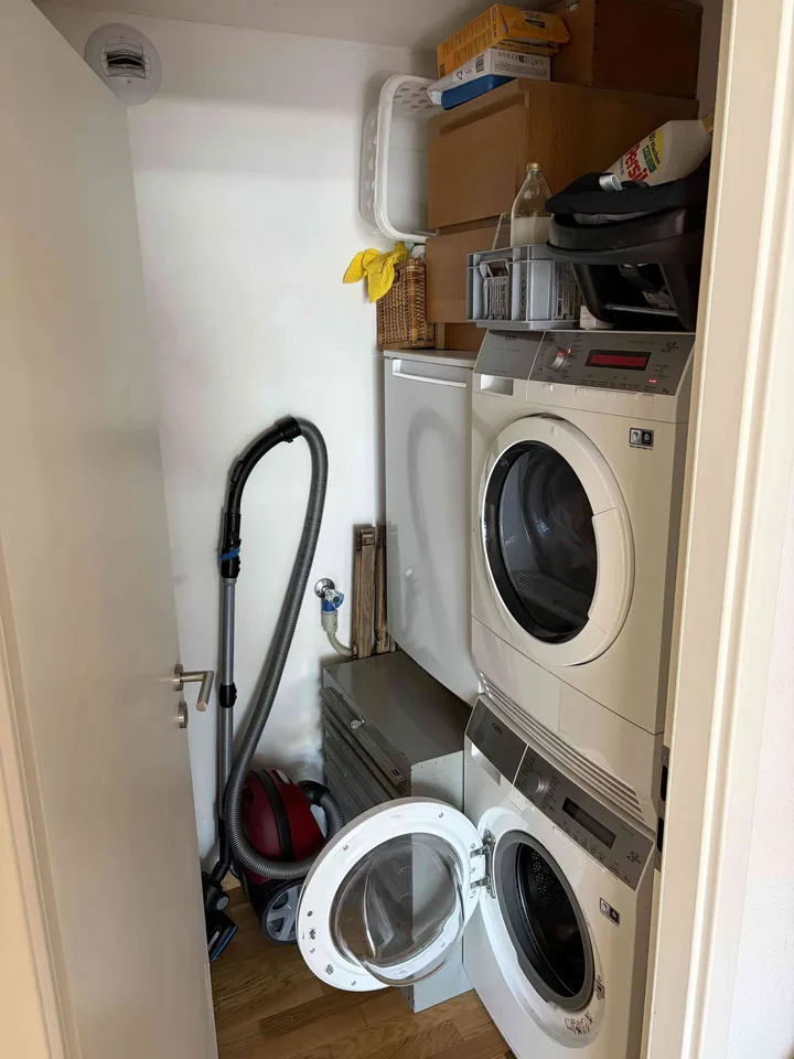 Looking for a flatmate for our family home in Sévelin