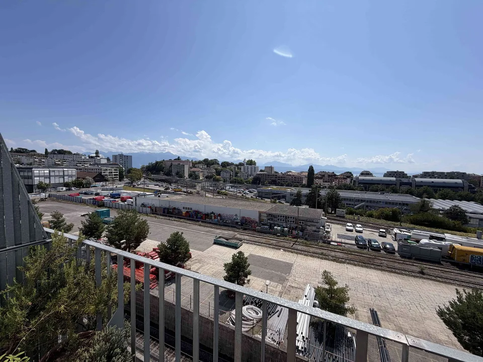 Looking for a flatmate for our family home in Sévelin