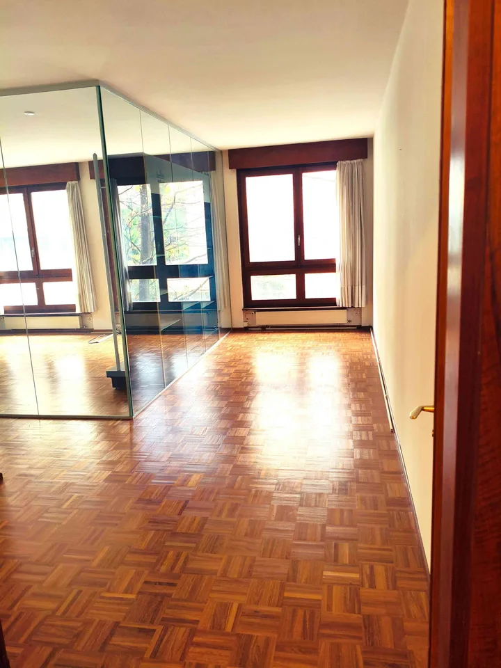 Lugano-Loreto | 3 Appartamenti | Opportunità per investimento