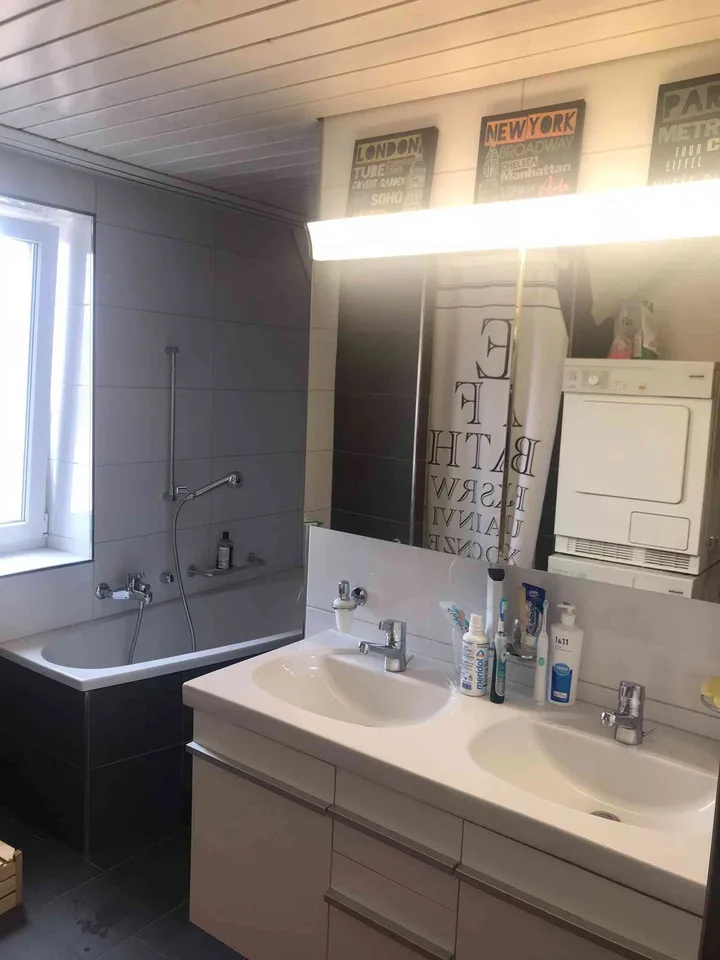 Grosszügige 4.5-Zimmer-Dachwohnung mit viel Charme