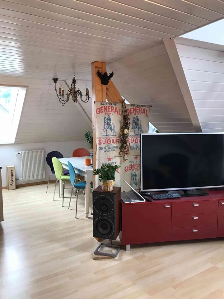 Grosszügige 4.5-Zimmer-Dachwohnung mit viel Charme