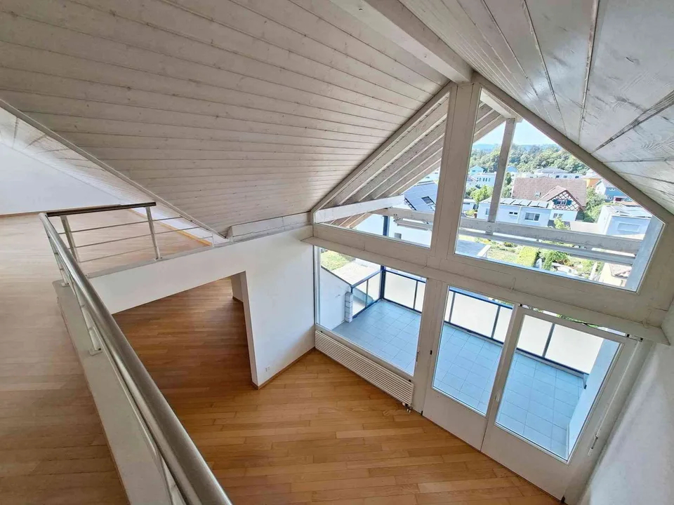 Grosszügige 5 1/2 Zimmer Maisonette-Wohnung