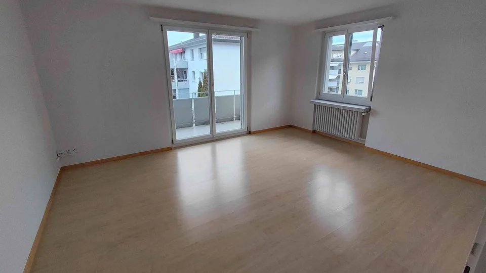 3.5-Zimmer-Wohnung mit Balkon in Rorschach EG Links