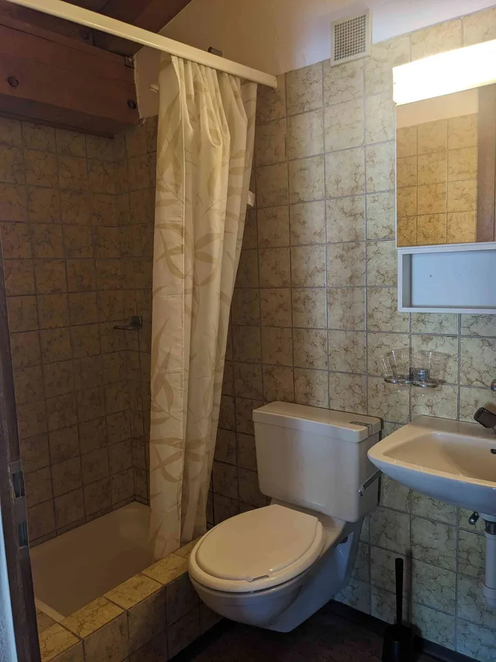 in 7031 Laax (Marcau) Wohnung Nr.29 mit Balkon, Küche mit Dusche,.....