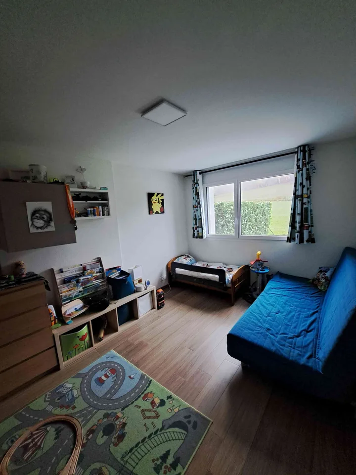 Superbe 4,5 pièces avec grand jardin privé, terrasse et places de parc
