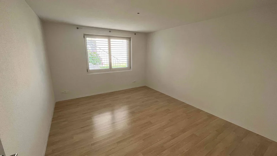 2.5-Zimmer-Einliegerwohnung an ruhiger, sonniger Lage in Eich