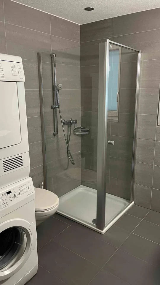 2.5-Zimmer-Einliegerwohnung an ruhiger, sonniger Lage in Eich