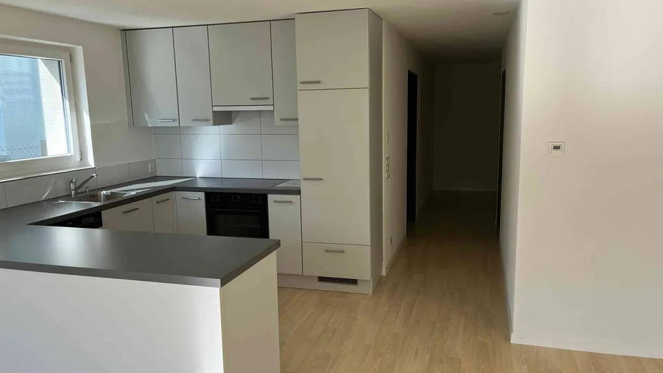 2.5-Zimmer-Einliegerwohnung an ruhiger, sonniger Lage in Eich