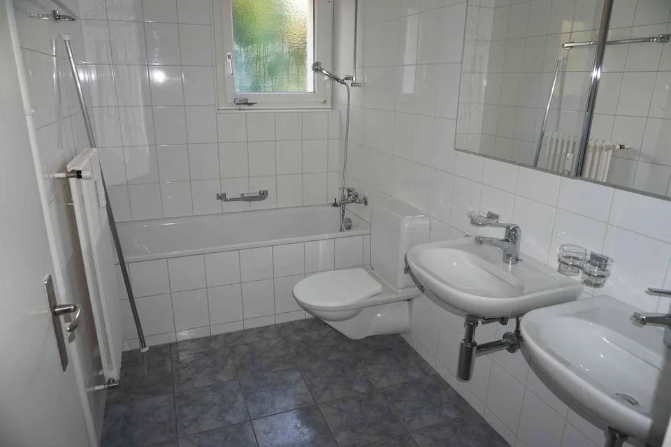 Helle 4.5-Zimmer-Wohnung mit Balkon in Wettswil am Albis