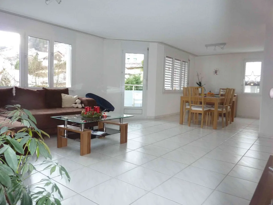 Helle 4.5 Zimmerwohnung