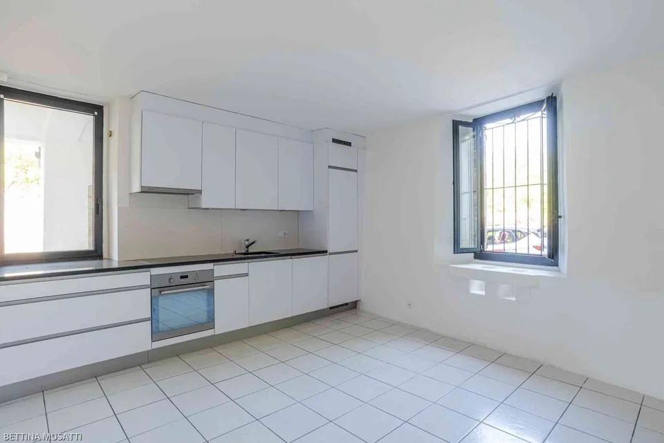 appartamento 4.5 su due livelli, in casa storica con piccola corte