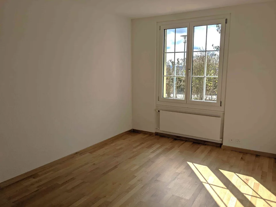 Appartement ensoleillé avec jardin et parking