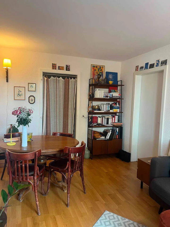 Appartement ensoleillé avec jardin et parking