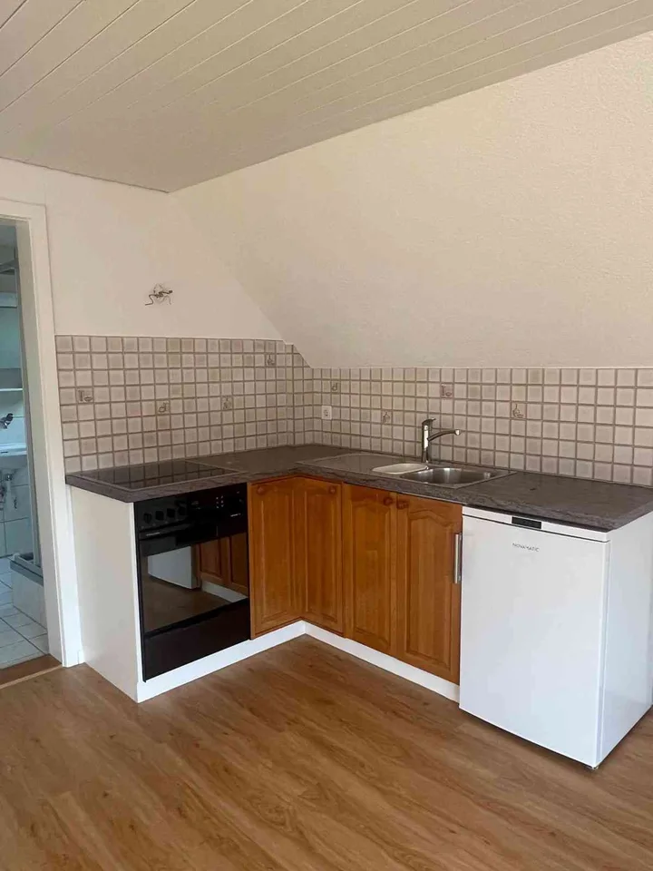 Helle 3-Zimmerwohnung in gepflegtem 3-Parteienhaus