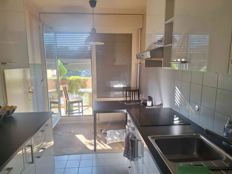 Spacious Furnished 3-Bedroom Apartment in Malagnou – 12-Month Sublet