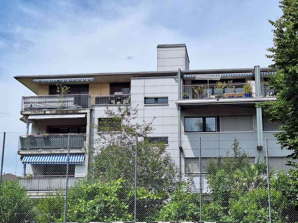 Attraktive 4.5-Zimmer-Attika-Maisonettewohnung mit Aussicht ins Grüne
