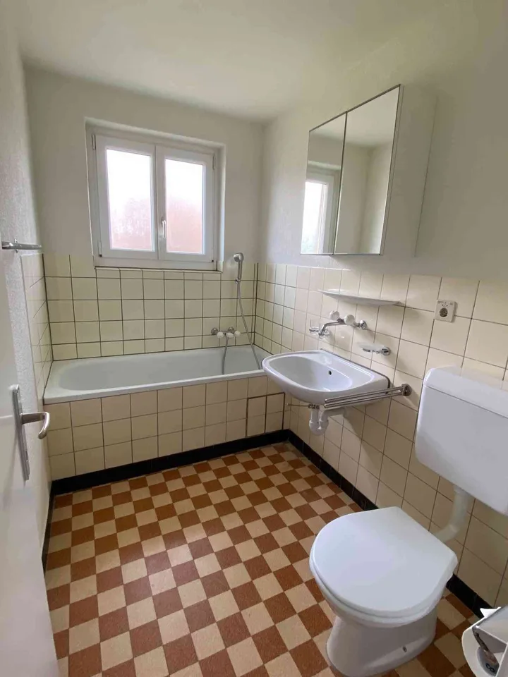 4-Zimmer-Wohnung mit Balkon in Gelterkinden