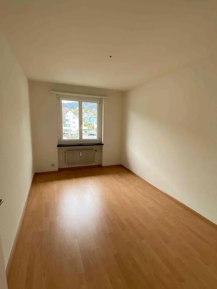 4-Zimmer-Wohnung mit Balkon in Gelterkinden