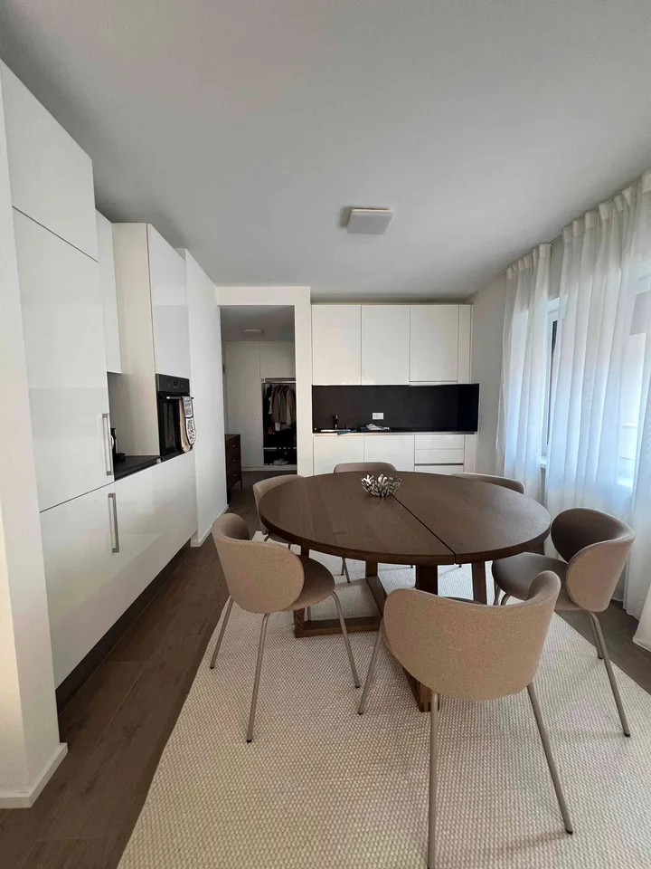 Elegante monolocale a Cassarate