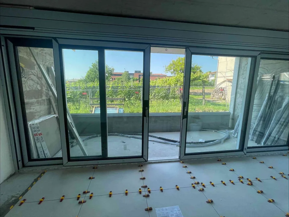 Nuova Costruzione - Appartamento con Terrazza e SPA con piscina