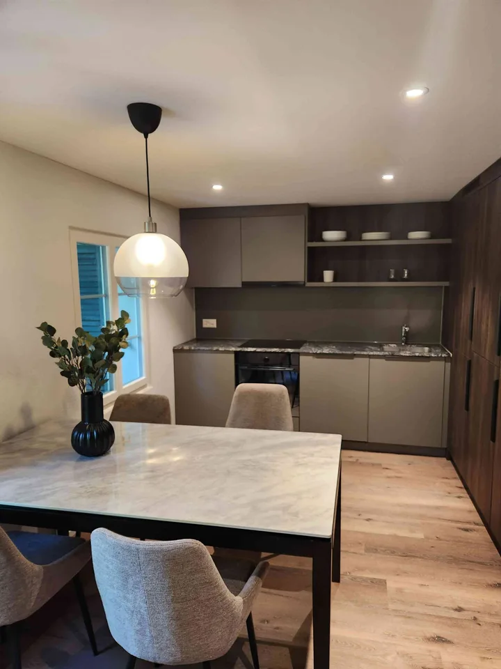 Hochwertige 2,5 Z-Wohnung im Herzen der Stadt / Eigentumsstandard
