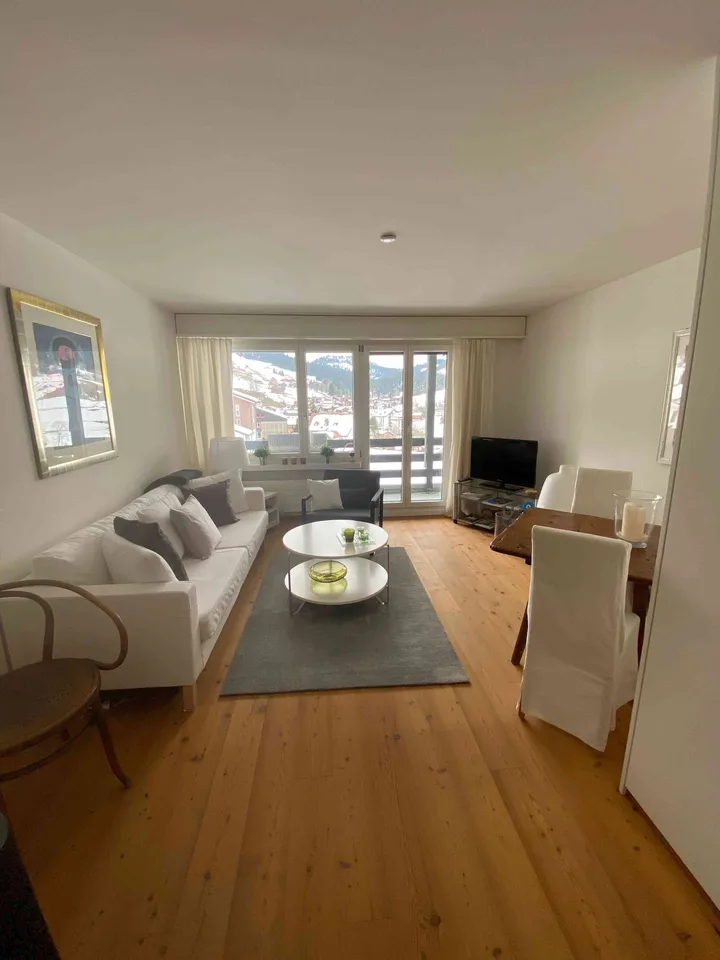 Mehrfamilienhaus | 8843 Oberiberg