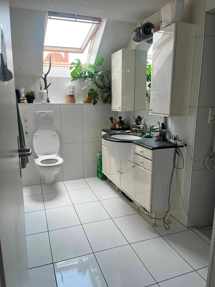 5½-Zimmer-Dachwohnung mit Balkon in 3293 Dotzigen – CHF 1’850.–