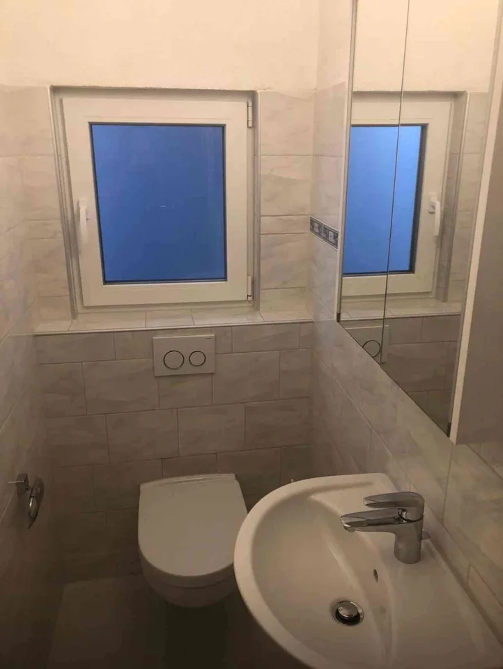 Schöne moderne 2.5 Erdgeschosswohnung