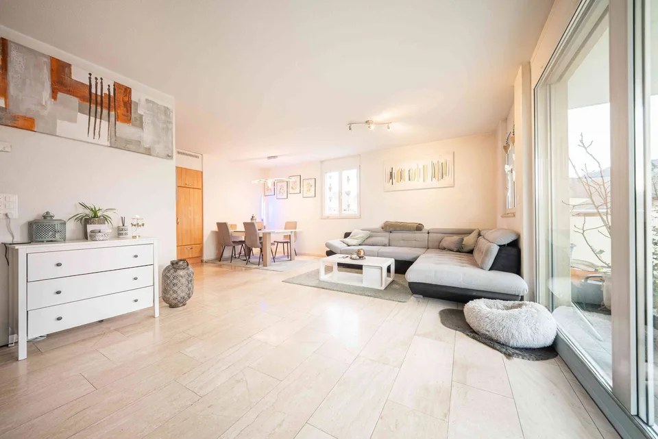 ???? Erdgeschoss-Wohnung mit 4.5 Zimmer in Breitenbach