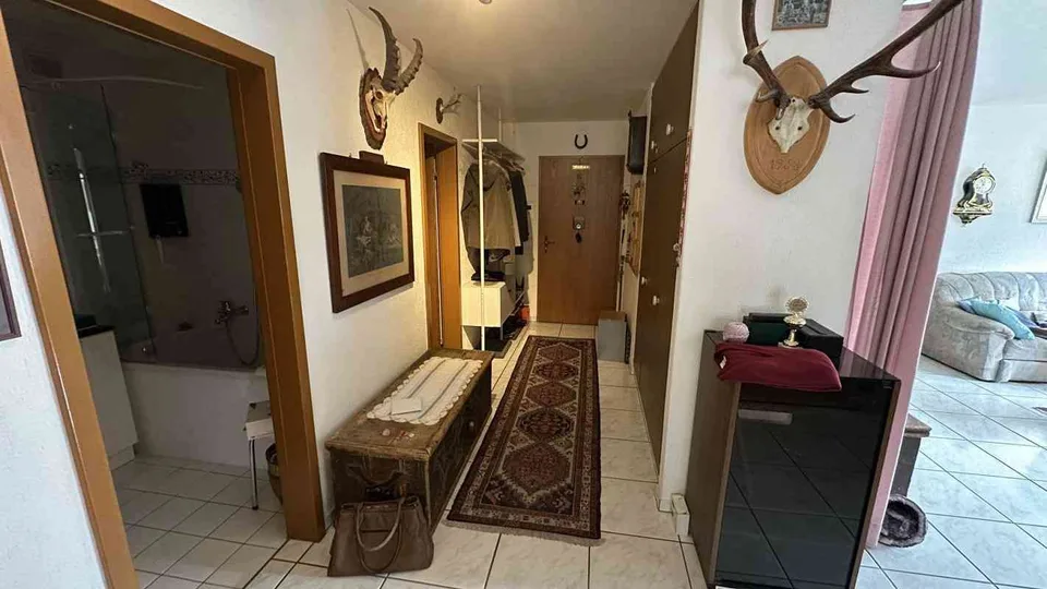 4.5 - Zimmerwohnung im sonnigen Rheinquartier zu verkaufen