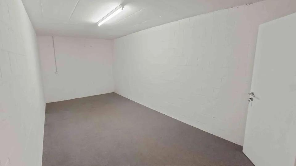 Exklusive 3.5-Zimmer-Dachwohnung mit viel Tageslicht und Hobbyraum