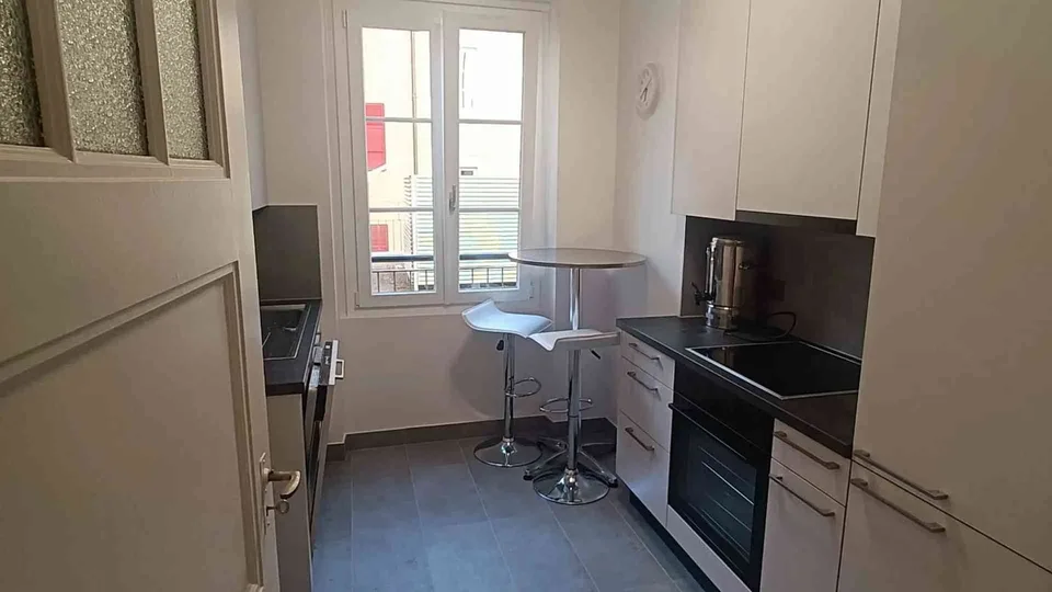 Chambre à louer - Avenue de Chailly, 1012 Lausanne
