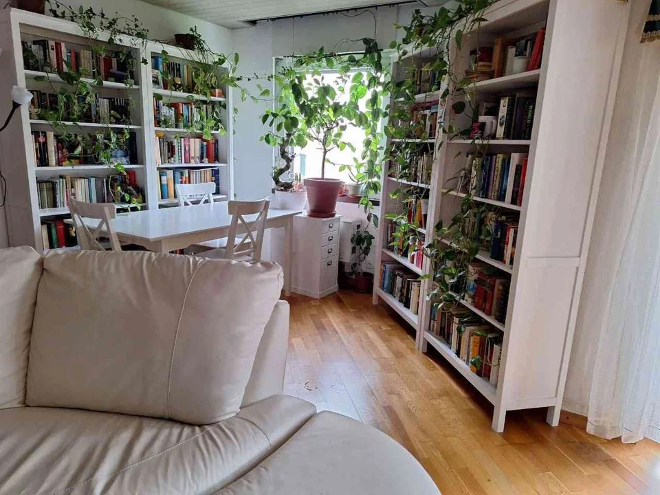 4.5Z Wohnung mit eigener Waschmaschine, Cheminée und Eckbalkon